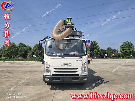 程力牌綠化綜合養(yǎng)護車實現(xiàn)一車多用，操作簡便快捷，等你來選購